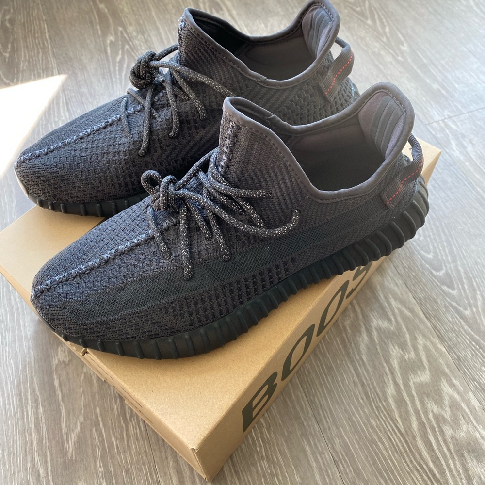 Yeezy 350 v2 Black Static Non-Reflective